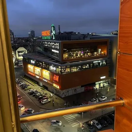 Slivercity Next To Paradise Mall Appartement